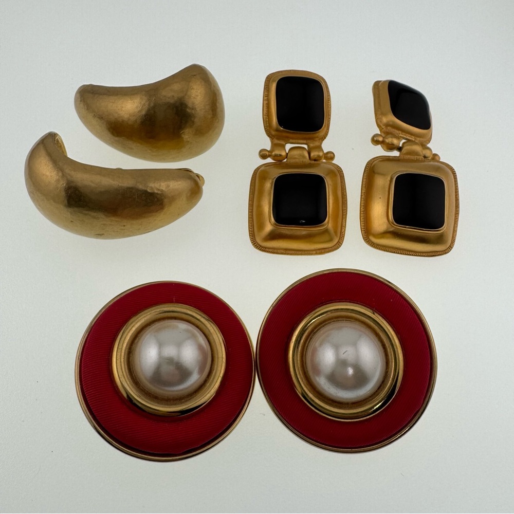 Chico's large Gold, Black, and Red Earring Trio Clip On Good Condition